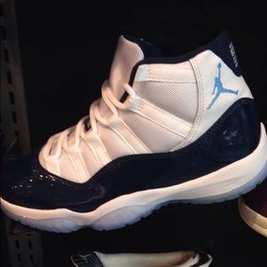 Meet your Posher, Julian